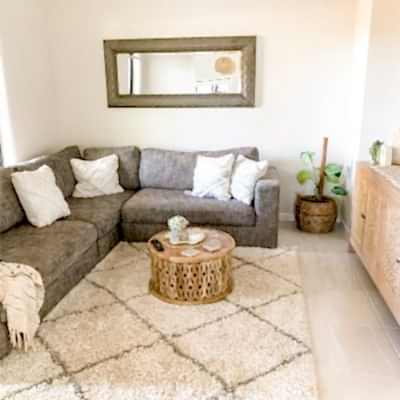 Lounge 1