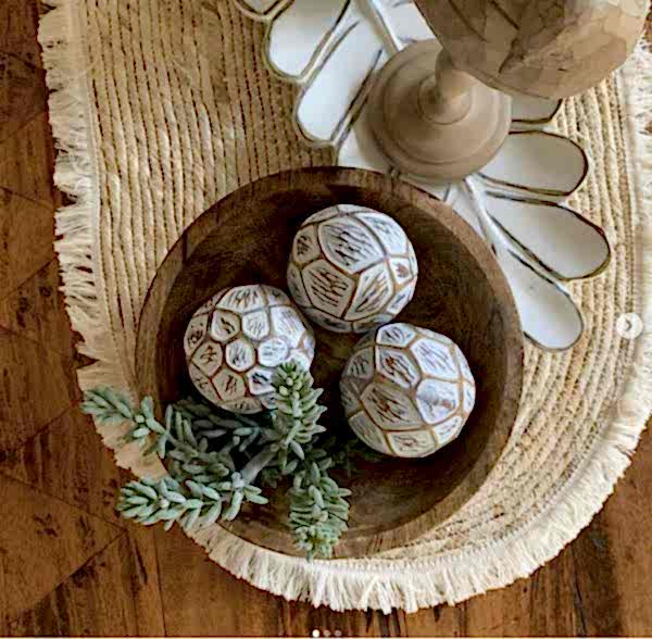 Kitchen | Footed Mango Wooden Bowl [24cmD]