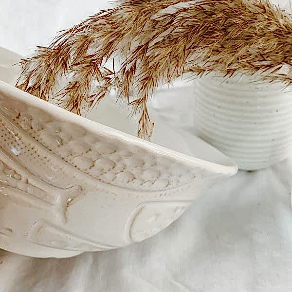 Kitchen | White Ceramic Serving Bowl | Fish Design | Coastal | Home Decor